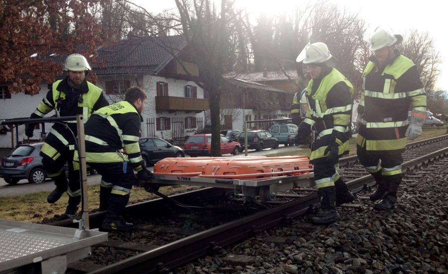 مقتل 5 أطفال وإصابة 19 آخرين باصطدام حافلة مدرسية بقطار جنوب فرنسا