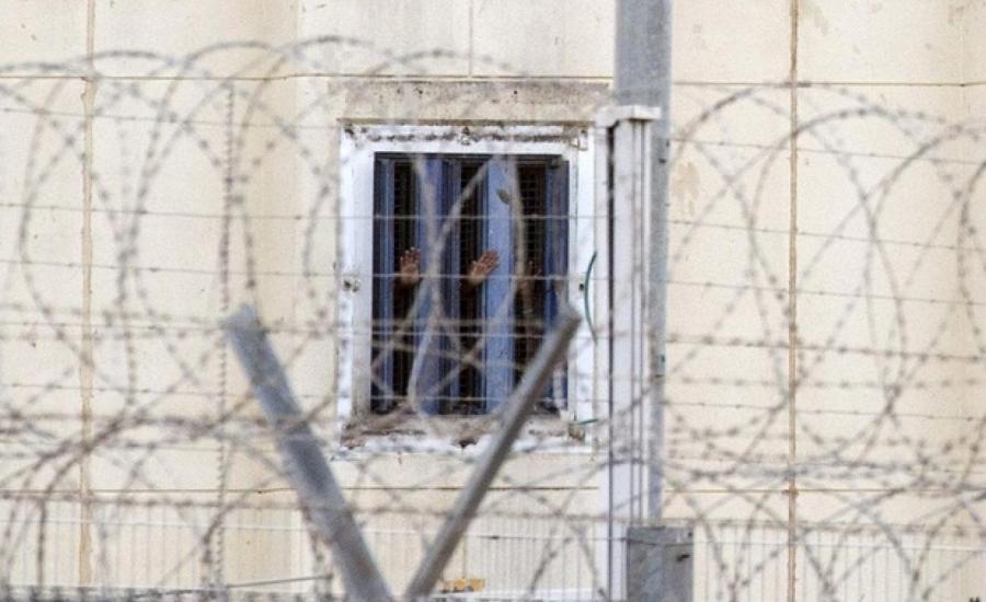 الاسرى في السجون في الضفة الغربية 