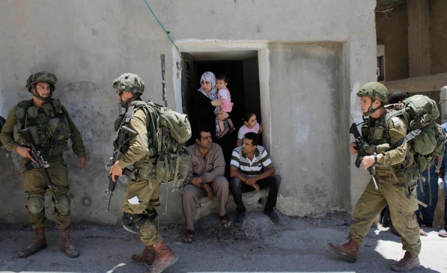 اعتقال مسن فلسطيني في الخليل 