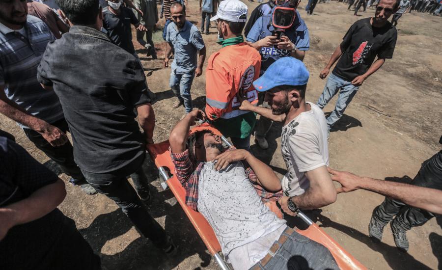 اصابة مواطنين على حدود غزة