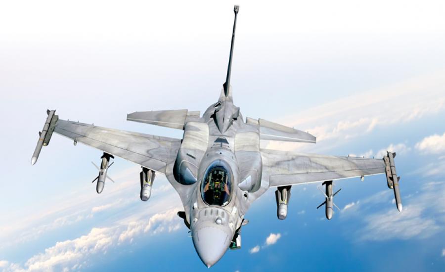 f-16-Amraams_F_Maverick2_harm2-694x463_0_0