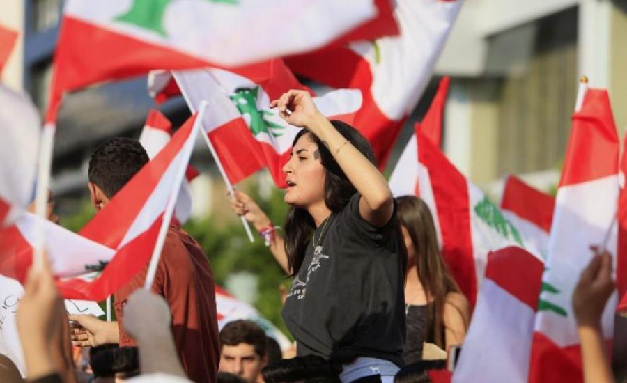 اليسا والتظاهرات في لبنان 