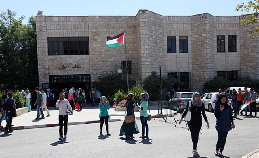 الاضراب في الجامعات الفلسطينية 