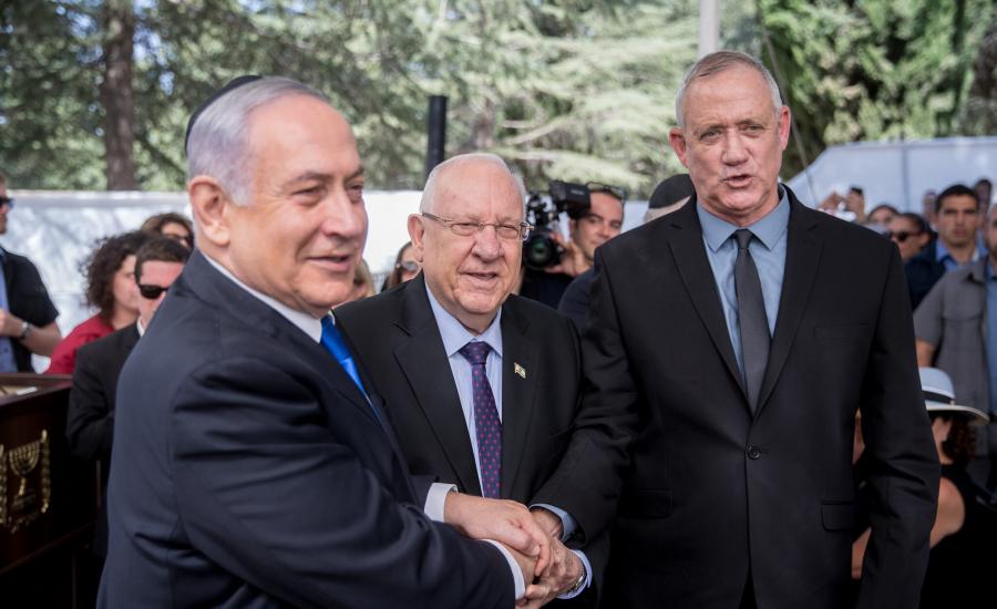 نتنياهو وغانتس والرئيس الاسرائيلي 