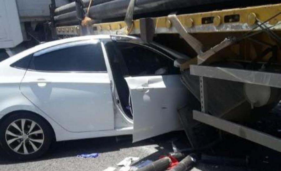 10 اصابات بحادث سير بين 3 مركبات في أبوديس