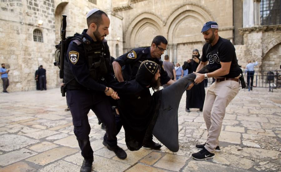 اعتقال راهب في القدس 