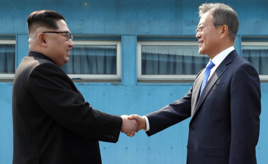 الزعيم الكوري الجنوبي والشمالي 