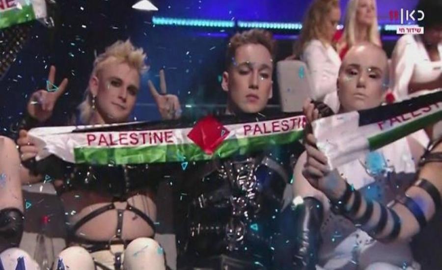 شركة الطيران الإسرائيلي تعاقب الفريق الايسلندي بعد رفعه العلم الفلسطيني
