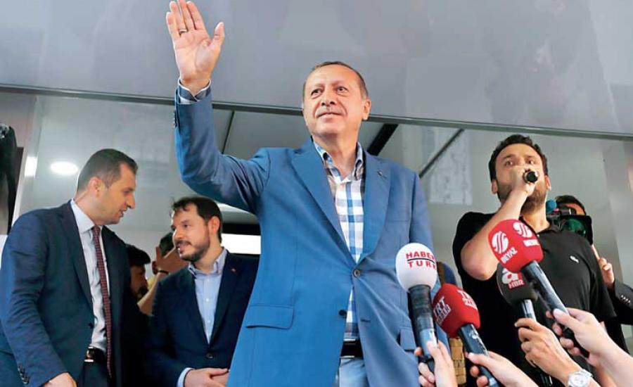 زعيم المعارضة في تركيا واردوغان 