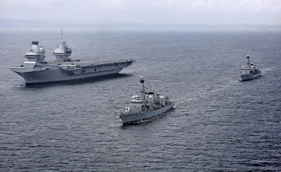 بريطانيا ترسل سفينة حربية الى الخليج العربي 