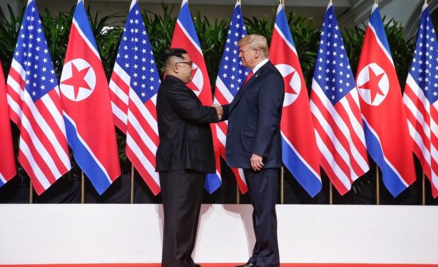 لقاء الزعيم الكوري الشمالي وترامب 