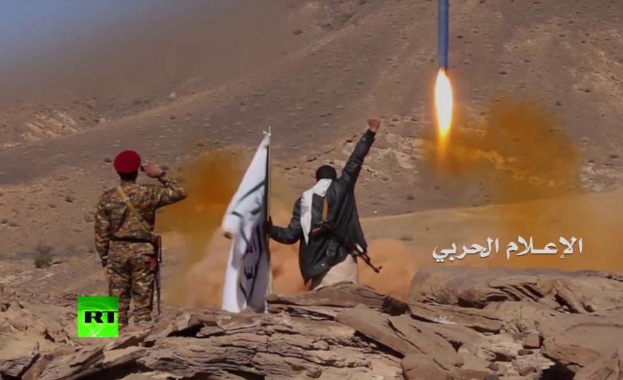 الحوثيون واطلاق صواريخ على السعودية 