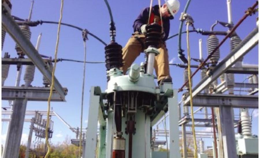 circuit_breaker_repair_in_field-small