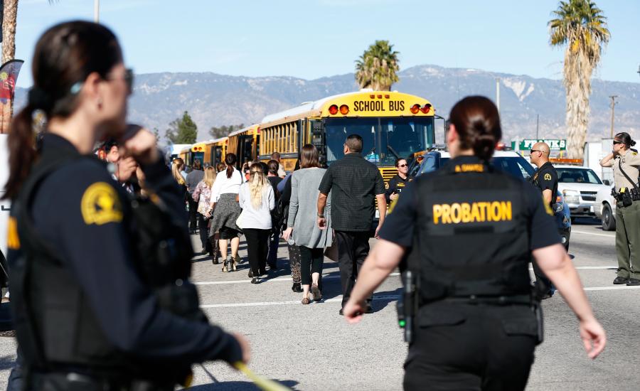 مقتل 3 أمريكيين بإطلاق نار في مدرسة بولاية كاليفورنيا 