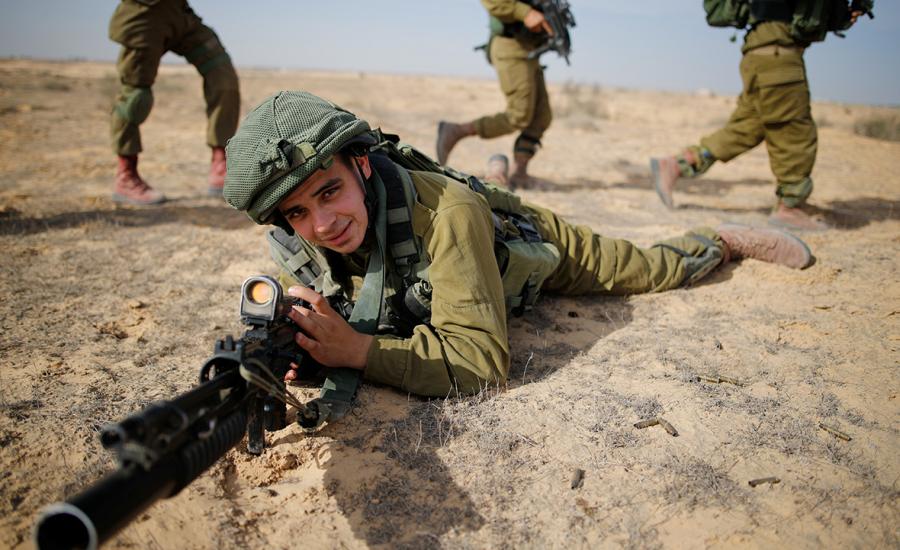 الشرطة الاسرائيلية تعتقل 20 ضابطاً في جيش الاحتلال سرقوا 100 مليون شيقل