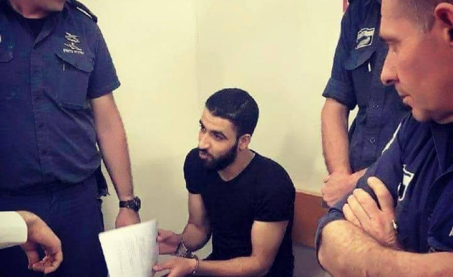 الاحتلال يسلم عائلة الأسير قمبع إخطاراً بهدم المنزل