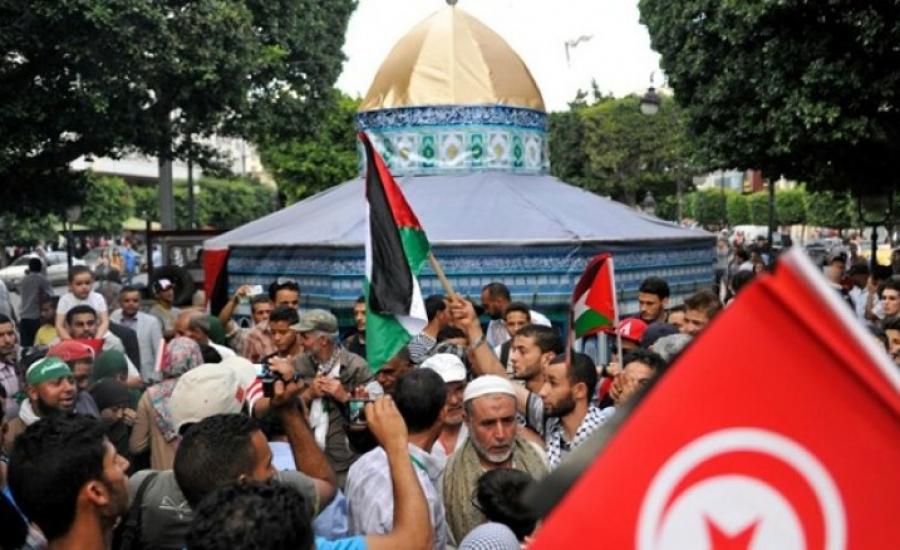 حملة مليون توقيع دعما لفلسطين ورفضا للتطبيع مع "إسرائيل" في تونس