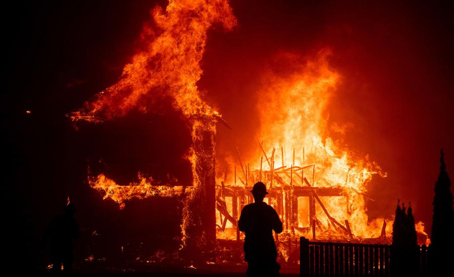 حرائق في كاليفورنيا