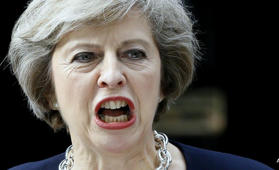 رئيسة وزراء بريطانيا: قصفنا سوريا ليس لعيون ترامب