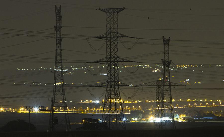 انقطاع التيار الكهربائي عن مدينة رام الله 
