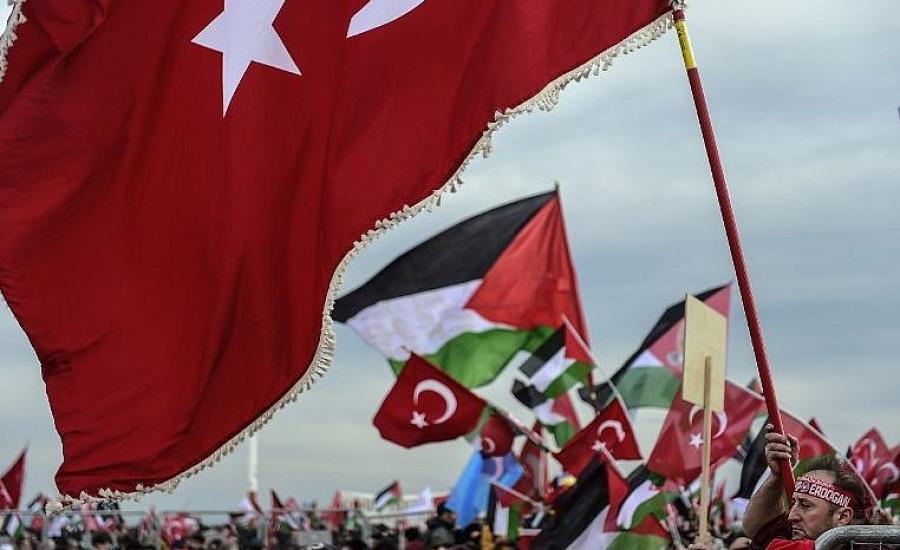 تركيا وفلسطينين 