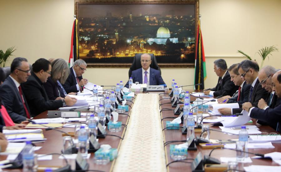 حماس: نرحب بإعلان الرئيس عباس قدوم الحكومة لغزة
