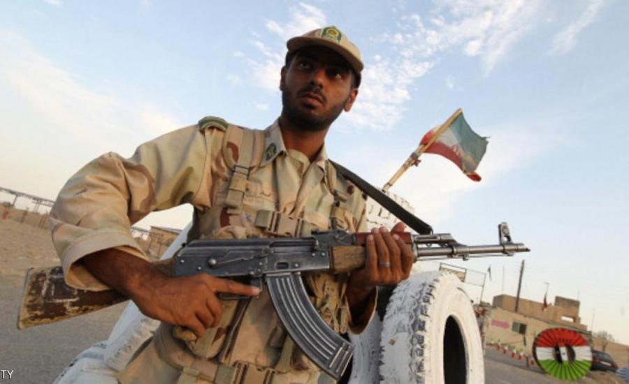 مقتل 4 جنود بنيران زميلهم في قاعدة عسكرية إيرانية