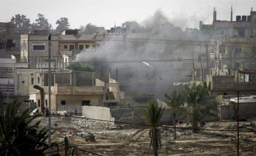 استشهاد مواطن ونجله في انفجار بغزة 