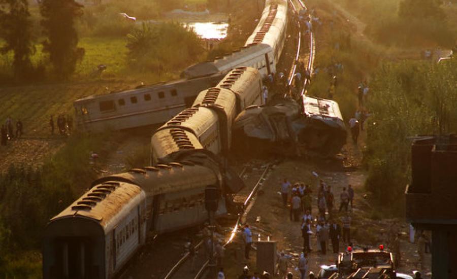 ارتفاع عدد ضحايا تصادم قطارين في الاسكندرية إلى 42