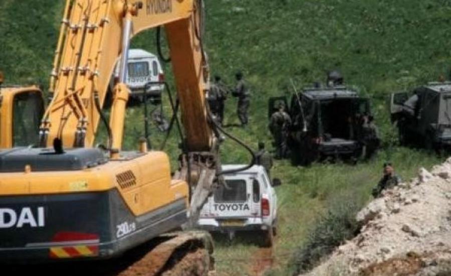 الاحتلال-يجرف-أراضي-زراعية-غرب-الخليل-jpg-90236144937804107