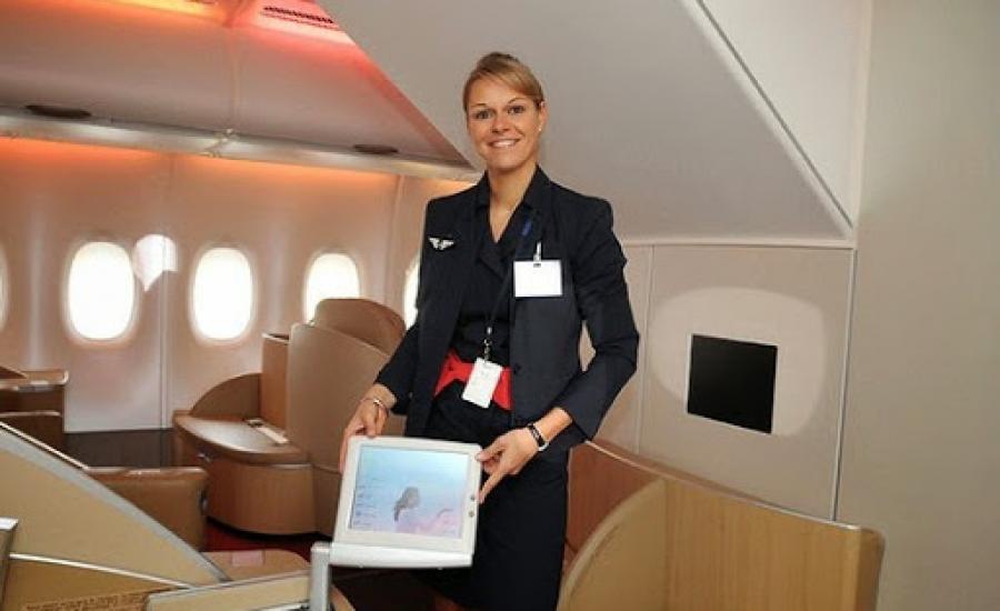 Air France flight attendant demo the TV