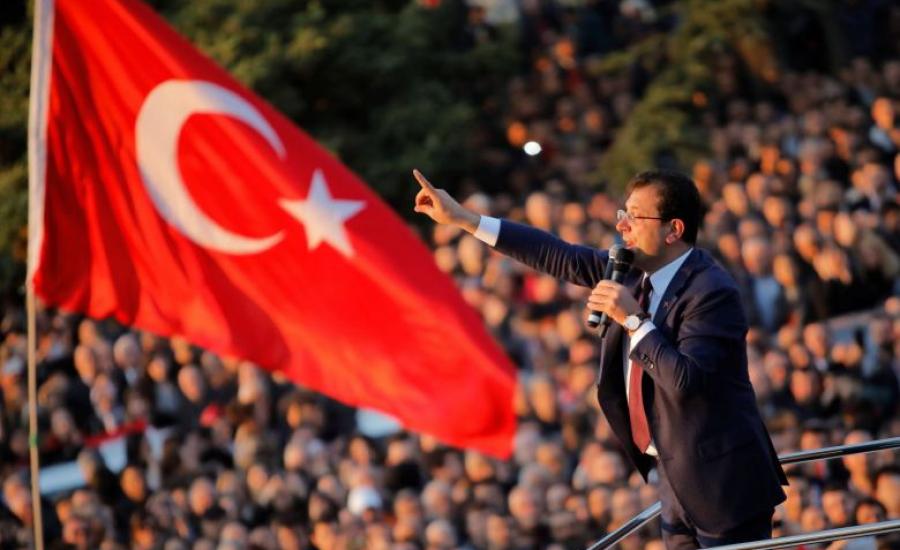 رئيس بلدية اسطنبول ووزير الداخلية التركي 