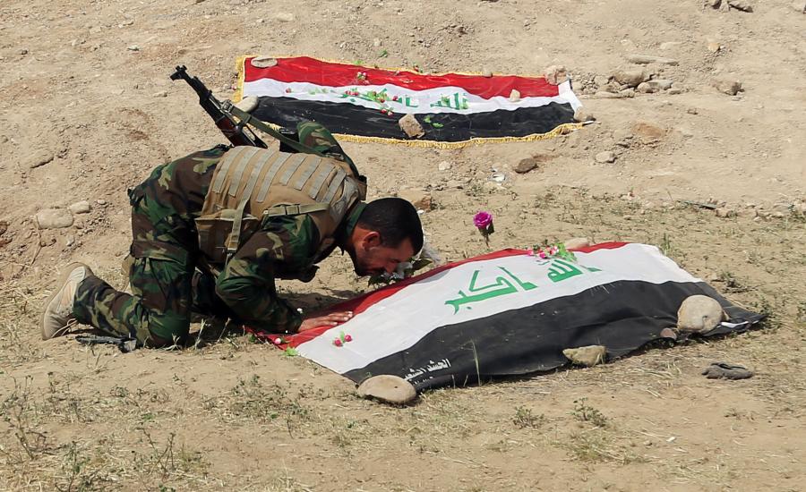 العثور على مقبرة جماعية لجنود عراقيين قتلوا على يد داعش شمال البلاد