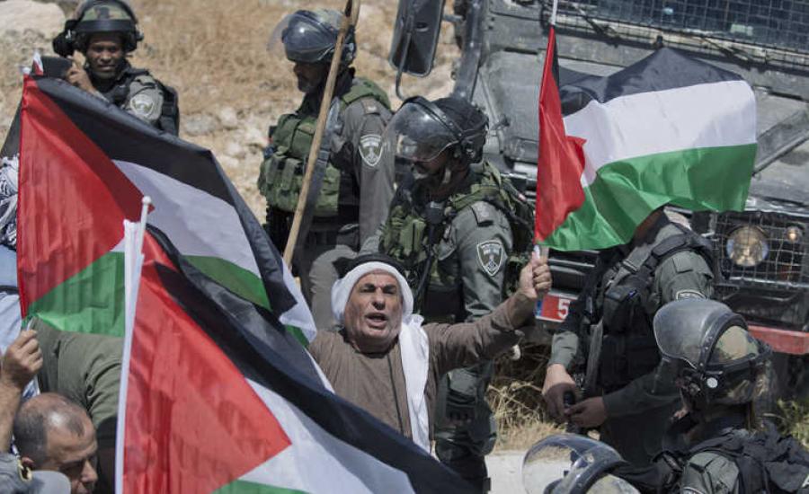 تساوي اعداد الفلسطينيين والاسرائيليين 