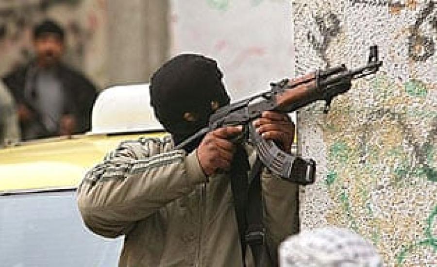 مسلحون يختطفون 3 مواطنين من داخل مسجد في غزة 