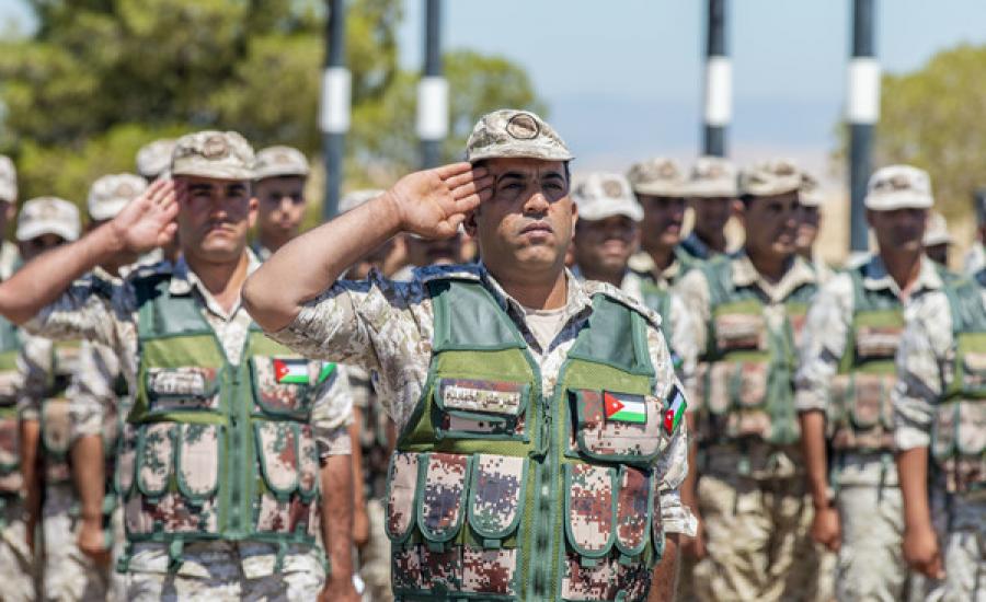 الجيش الاردني يتسلم آليات عسكرية امريكية 