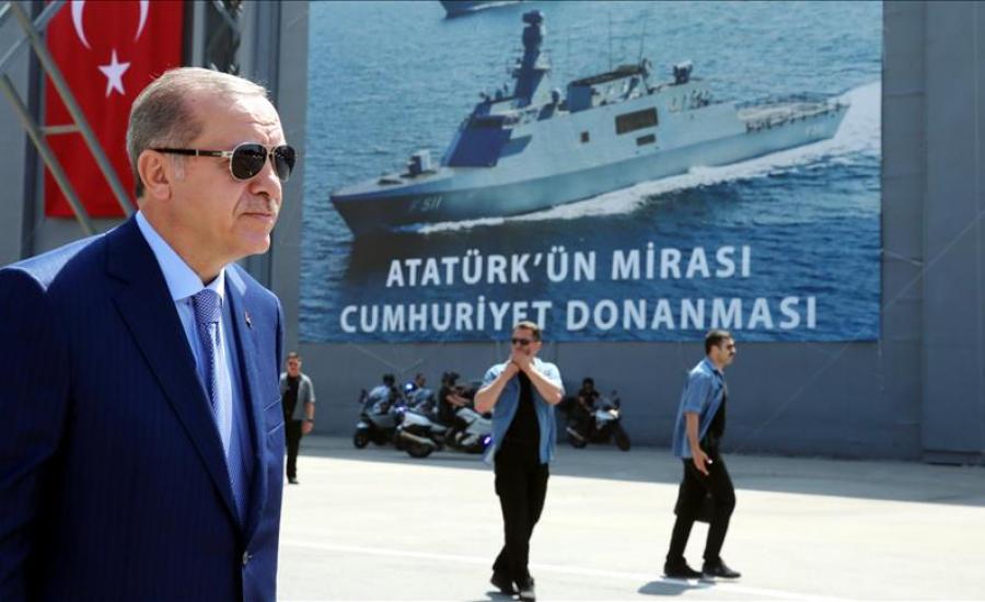 اردوغان والسفن التركية 