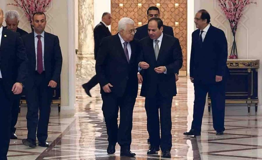 عباس والسيسي في مصر