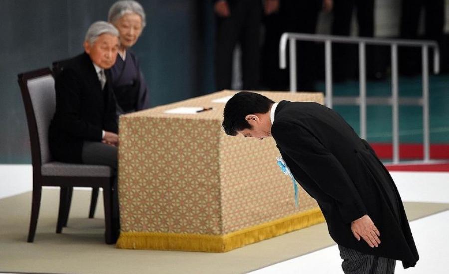 رئيس الوزراء الياباني يعتذر لشعبه