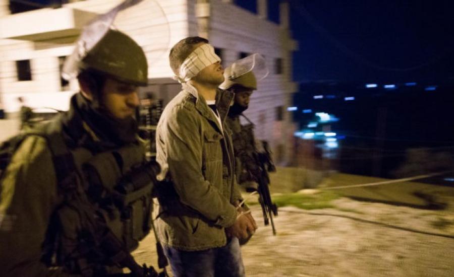 اعتقال 10 مواطنين من الضفة الغربية
