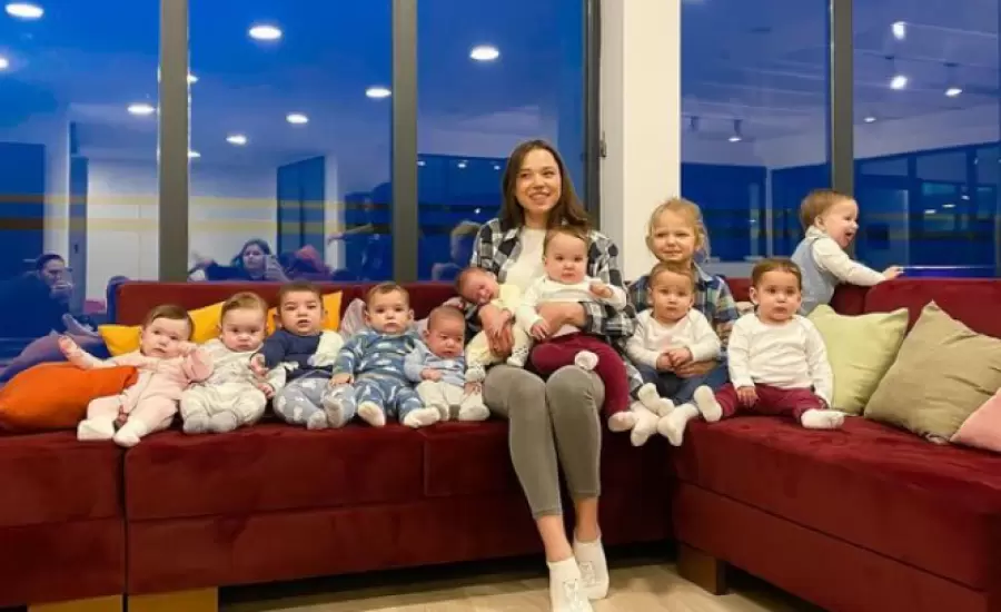 ام روسية تنجب 11 طفلا