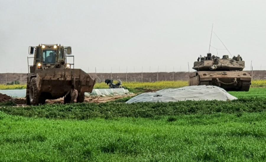 جرافات الجيش الاسرائيلي في قطاع غزة