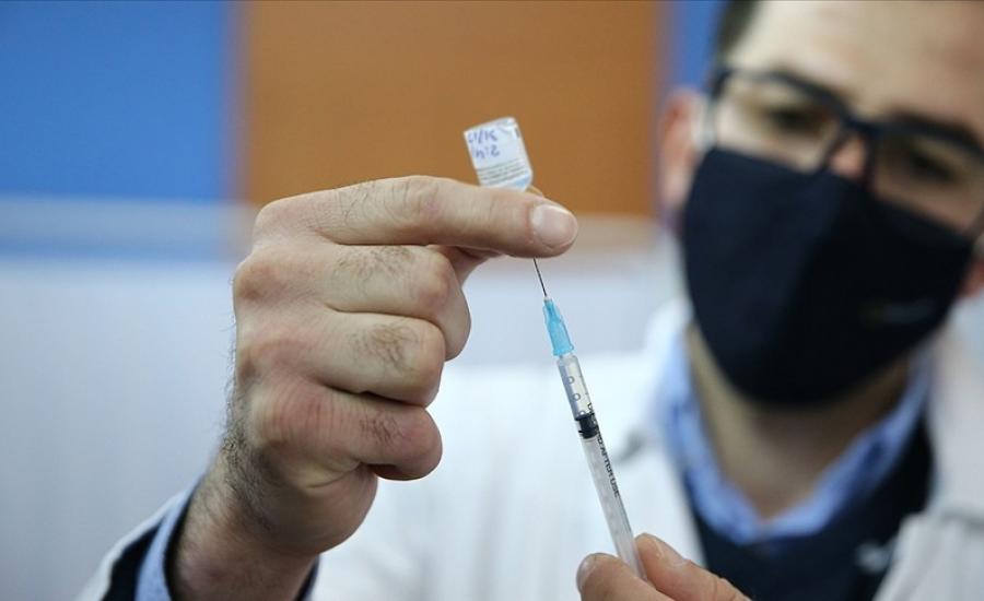 تطعيم العمال الفلسطينيين في اسرائيل