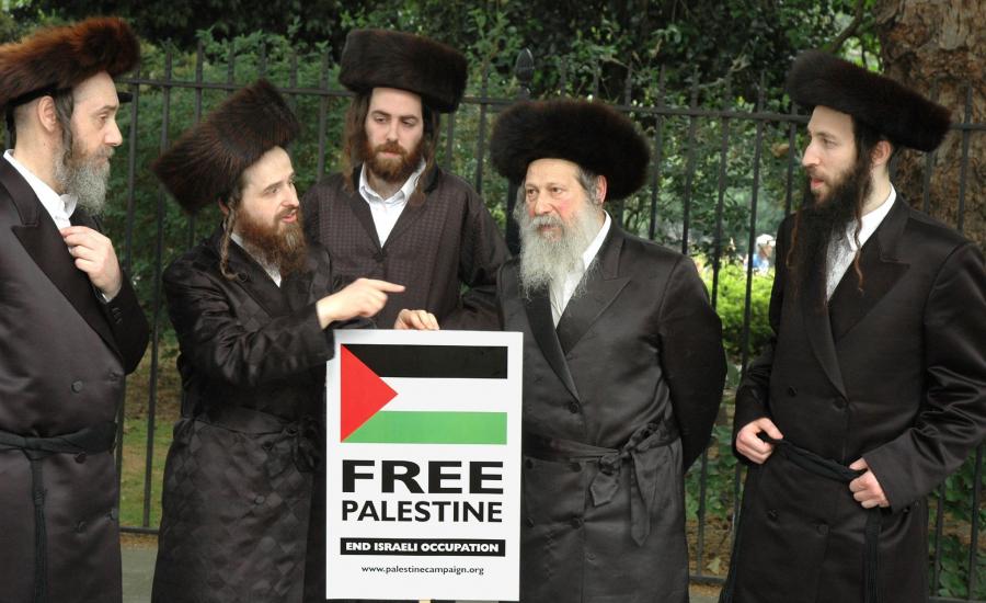 يهودي متدينون ينظمون تظاهرات ضد اسرائيل في لندن
