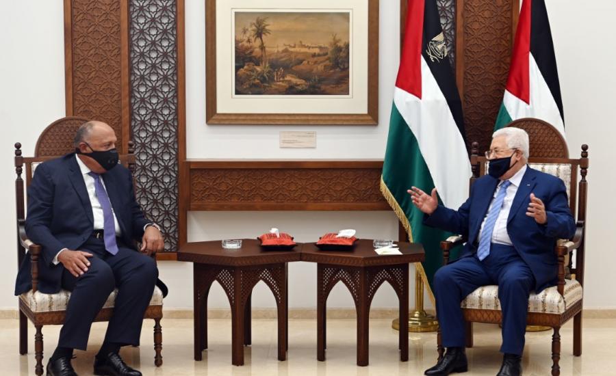 عباس ووزير الخارجية المصري