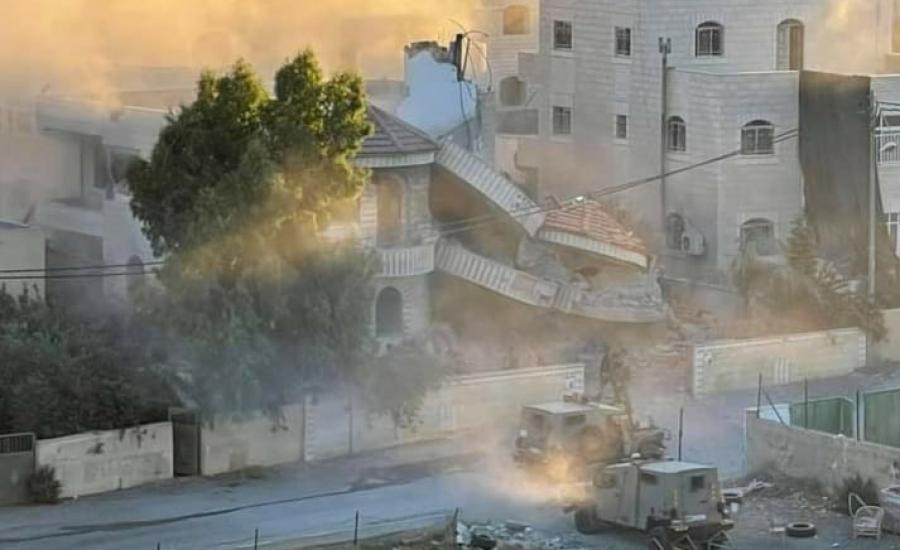 تفجير منزل الاسير منتصر الشلبي في ترمسعيا شمال رام الله