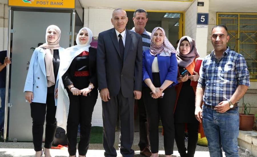 وزارة الاتصالات تطلق خدمات بنك البريد الفلسطيني