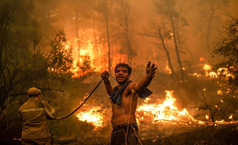 حرائق الغابات في اليونان
