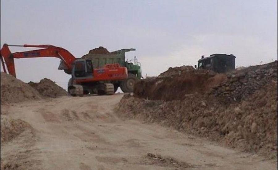 اسرائيل وتجريف اراضي المواطنين في سلفيت وقلقيلية