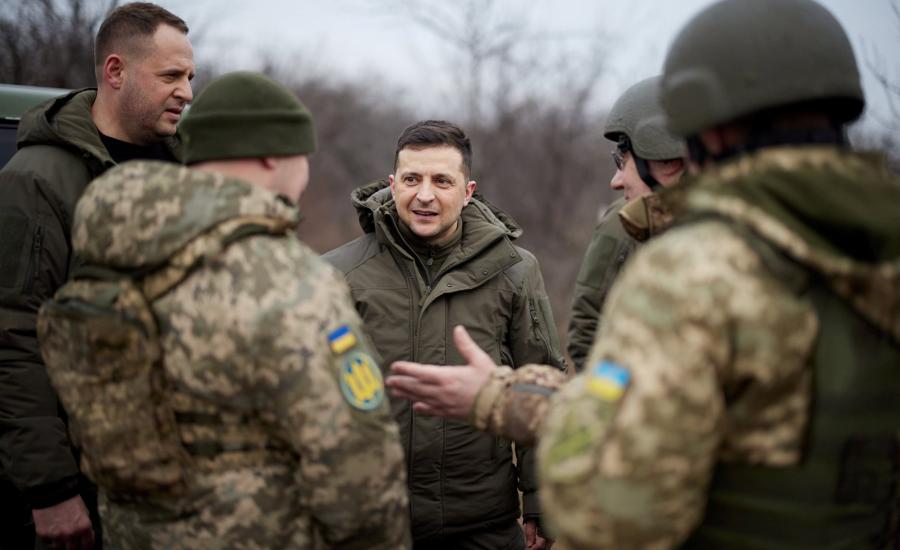 الرئيس الاوكراني والجيش الروسي